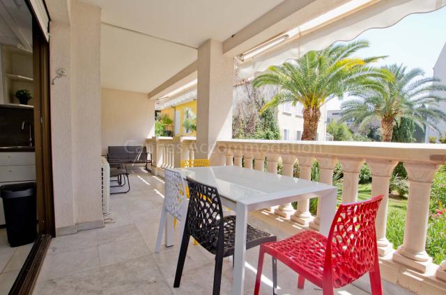 Location vacances à Cannes: votre choix d'appartements et villas - Details - Wag 3p